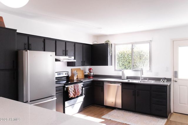 5324 N 3RD Avenue, Phoenix, AZ 85013