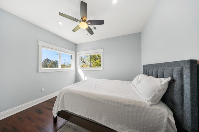 224 Oak Crest Drive, Livingston, TX 77351