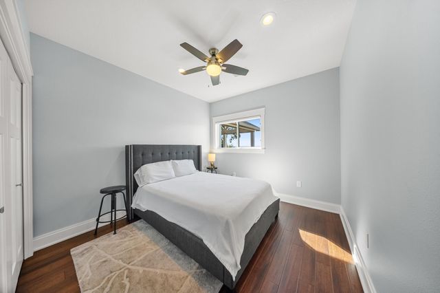 224 Oak Crest Drive, Livingston, TX 77351