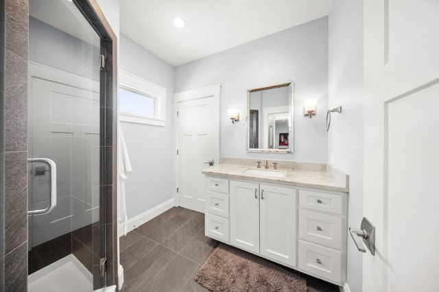 224 Oak Crest Drive, Livingston, TX 77351