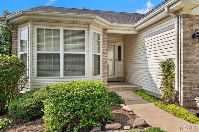1319 Pine Bluff Drive, St Charles, MO 63304