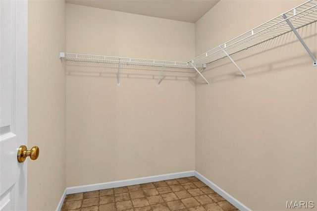 1319 Pine Bluff Drive, St Charles, MO 63304