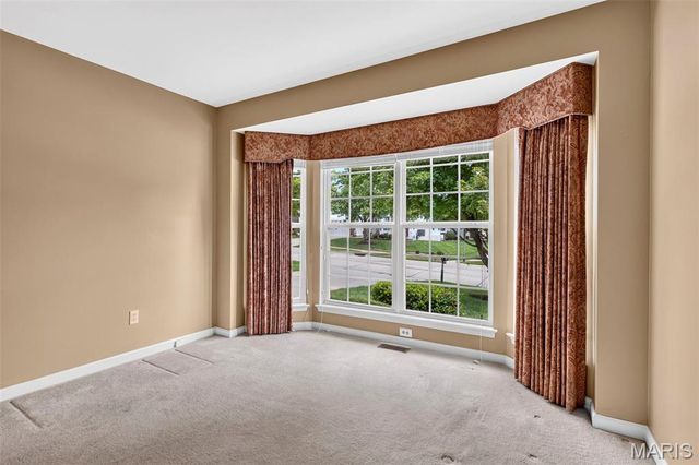 1319 Pine Bluff Drive, St Charles, MO 63304