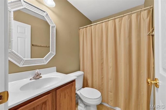 1319 Pine Bluff Drive, St Charles, MO 63304