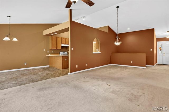 1319 Pine Bluff Drive, St Charles, MO 63304