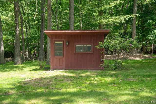 55 Summit Road, Spring Valley, NY 10977