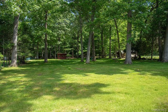 55 Summit Road, Spring Valley, NY 10977