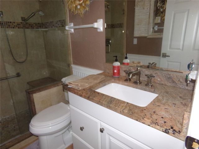 9312 KINGSTON ROAD, Bradenton, FL 34210