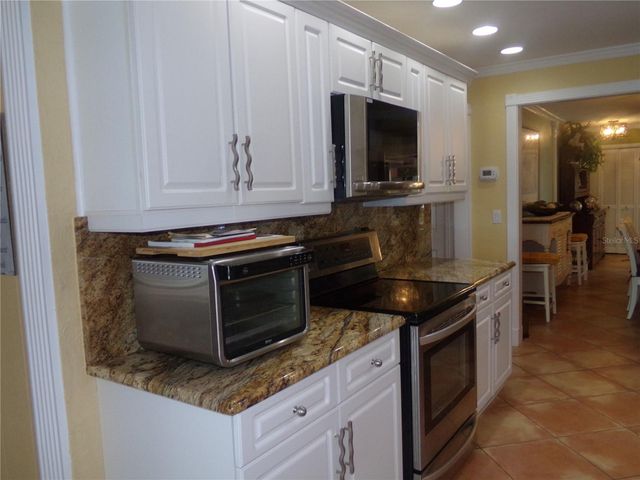 9312 KINGSTON ROAD, Bradenton, FL 34210