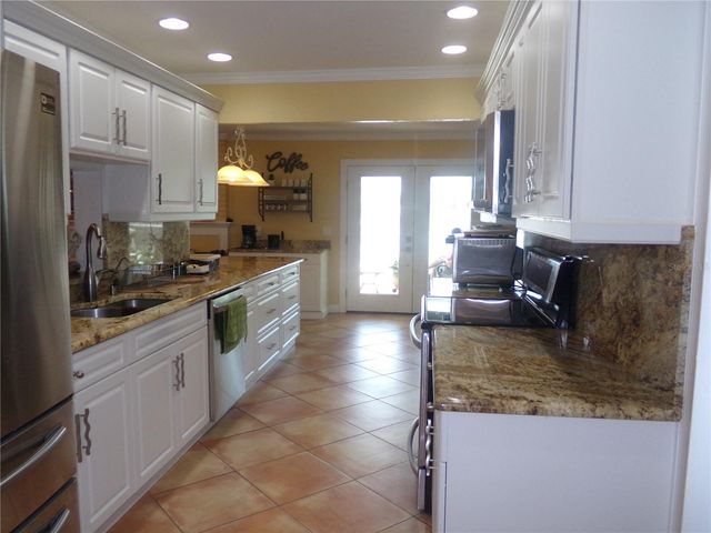 9312 KINGSTON ROAD, Bradenton, FL 34210