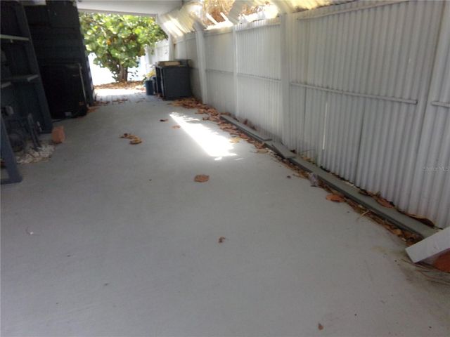 9312 KINGSTON ROAD, Bradenton, FL 34210