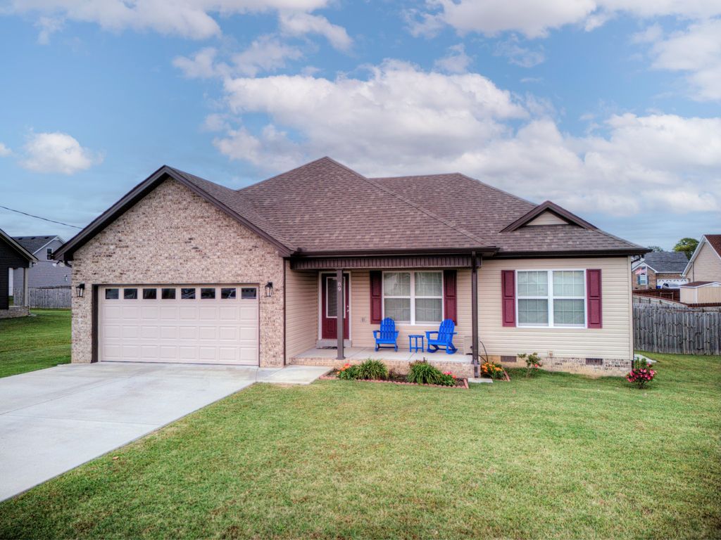 89 Saddle St, Manchester, TN 37355