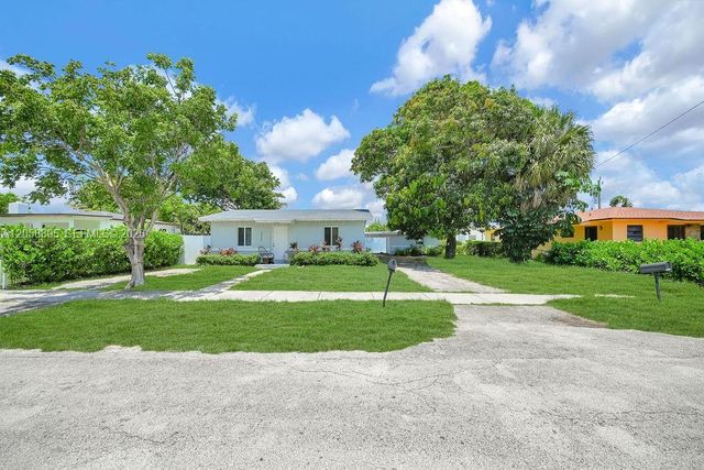 2925 NW 63rd St, Miami, FL 33147