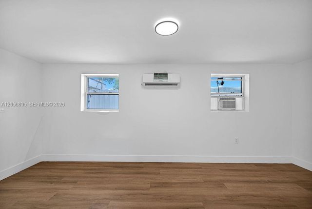 2925 NW 63rd St, Miami, FL 33147