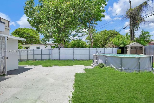 2925 NW 63rd St, Miami, FL 33147