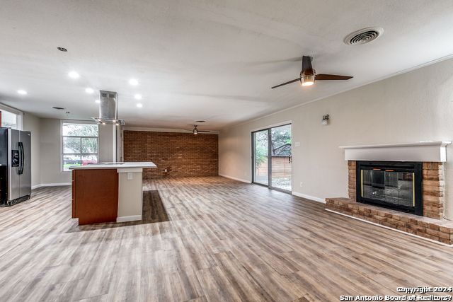 511 E Hathaway Dr, San Antonio, TX 78209