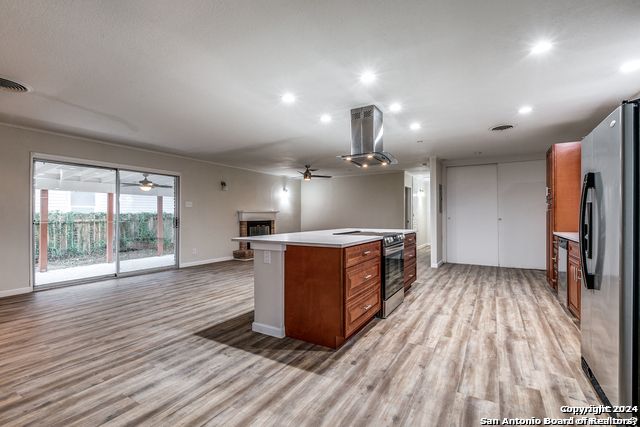 511 E Hathaway Dr, San Antonio, TX 78209