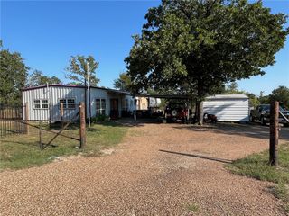 325 Apache Drive S, Somerville, TX 77879