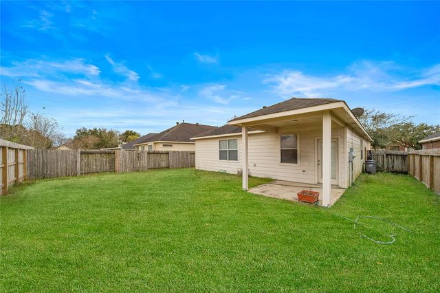 10010 Deer Track Court, Houston, TX 77064