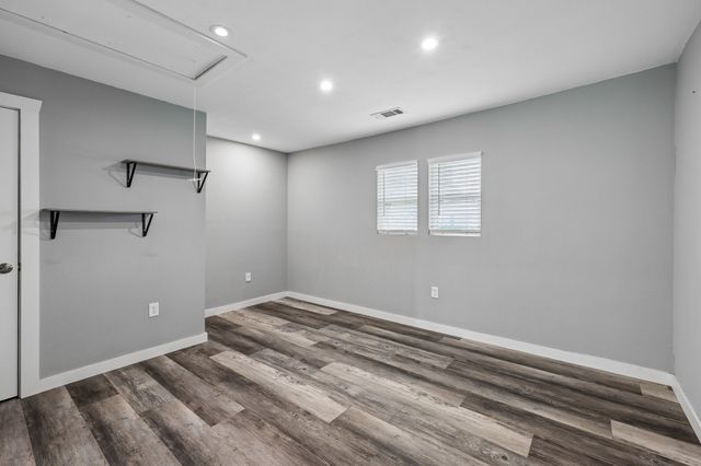 2033 Rose Hill Road, Carrollton, TX 75007