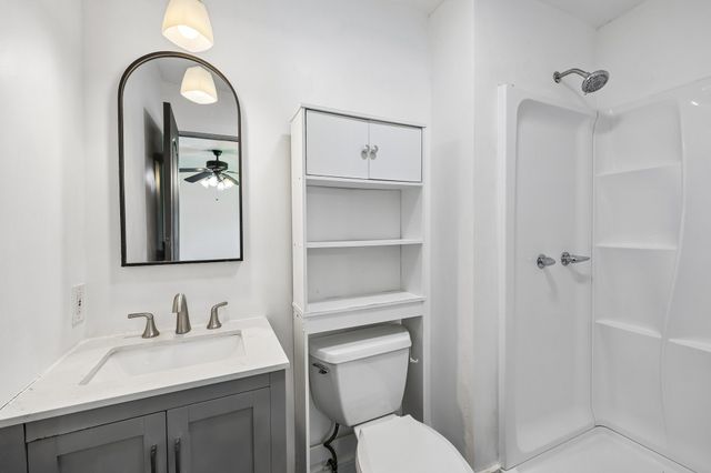 2033 Rose Hill Road, Carrollton, TX 75007
