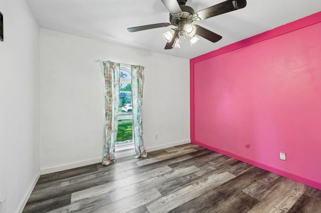 2033 Rose Hill Road, Carrollton, TX 75007