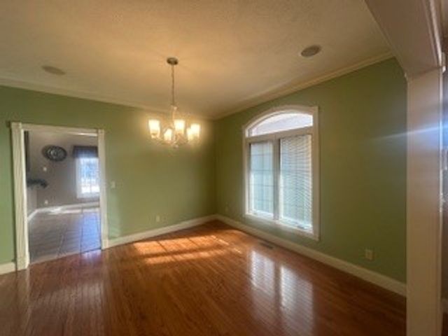 25 Max Dr, Paris, TN 38242