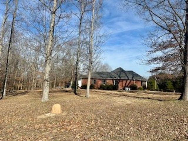 25 Max Dr, Paris, TN 38242