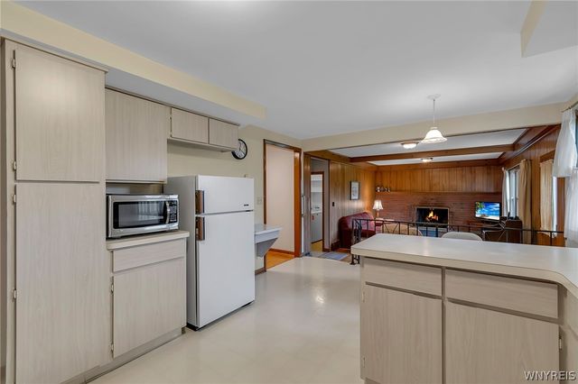 15 Cypress Court, Amherst, NY 14221