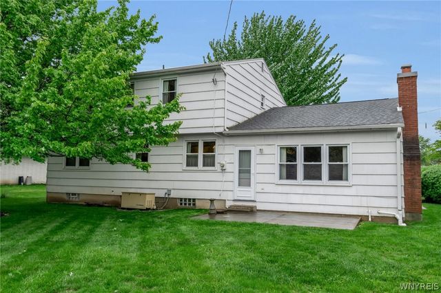 15 Cypress Court, Amherst, NY 14221