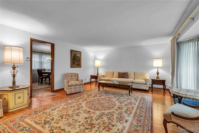 15 Cypress Court, Amherst, NY 14221