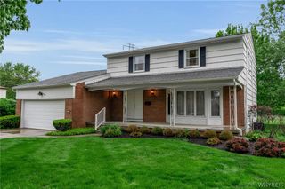 15 Cypress Court, Amherst, NY 14221