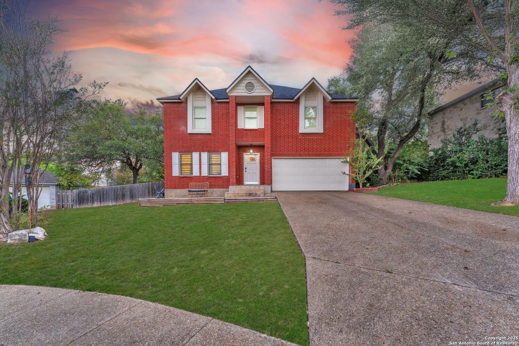 1330 Summit Crk, San Antonio, TX 78258