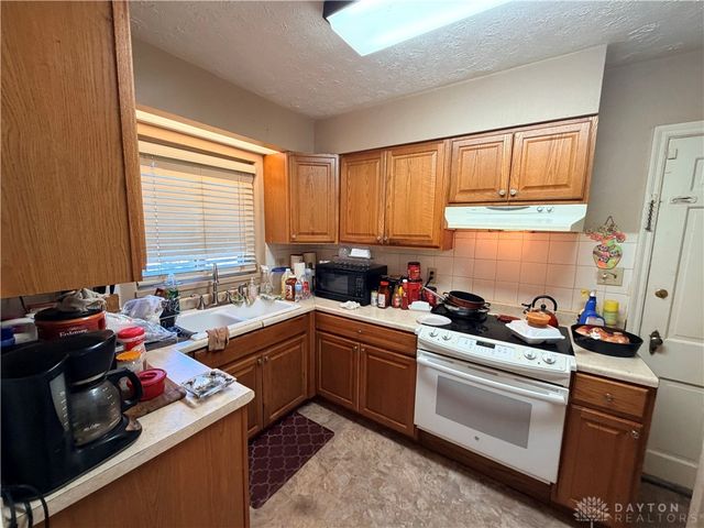 2433 Lynn Avenue, Dayton, OH 45406