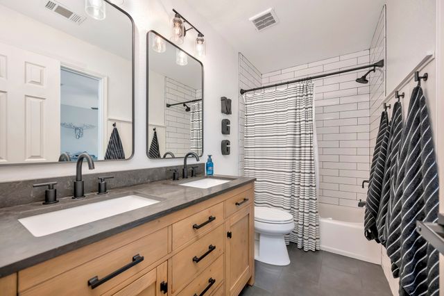 3905 Yarberry Court, Westlake, TX 76262