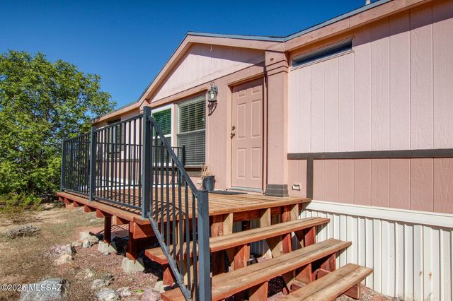 9390 W Henry Street, Tucson, AZ 85735