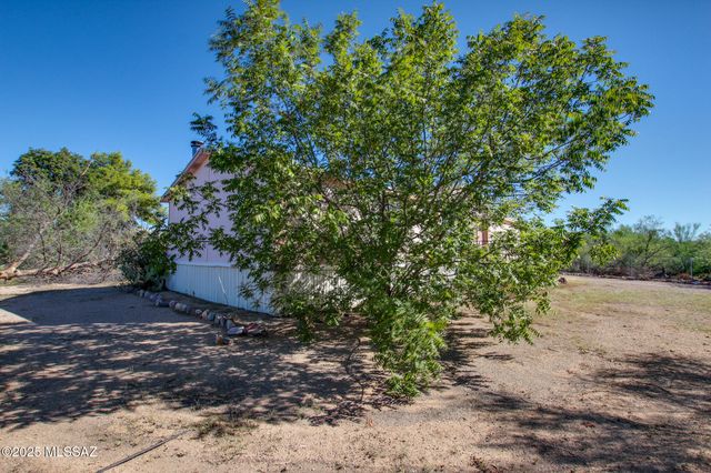 9390 W Henry Street, Tucson, AZ 85735