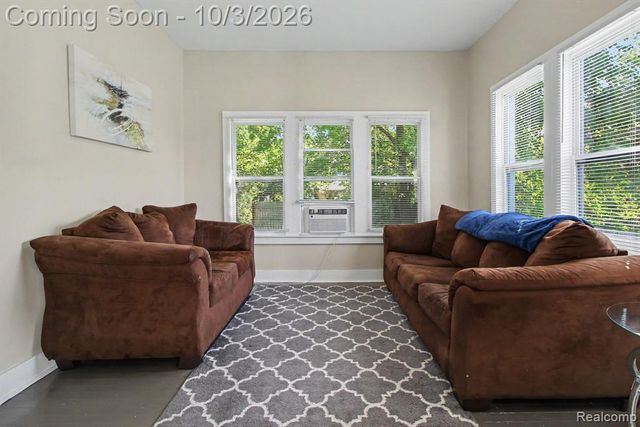 300 E Euclid Street, Detroit, MI 48202