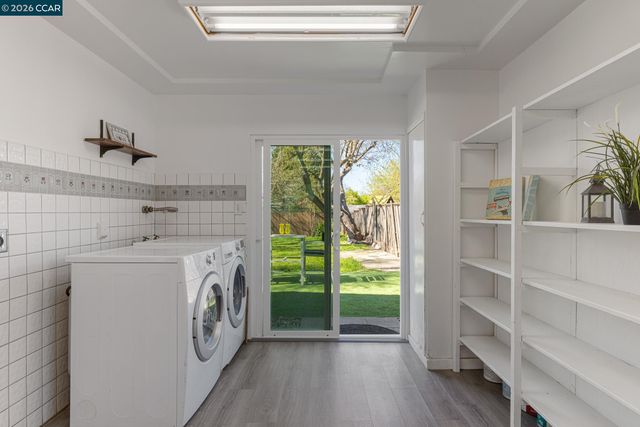 4216 Irene Dr, Martinez, CA 94553