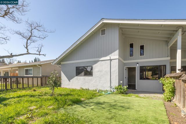 4216 Irene Dr, Martinez, CA 94553