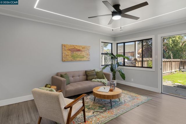 4216 Irene Dr, Martinez, CA 94553