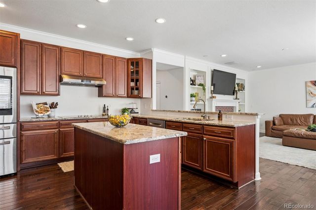 7694 S Eaton Park Court, Aurora, CO 80016