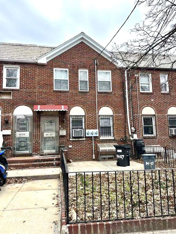 94-27 43rd Avenue, Elmhurst, NY 11373