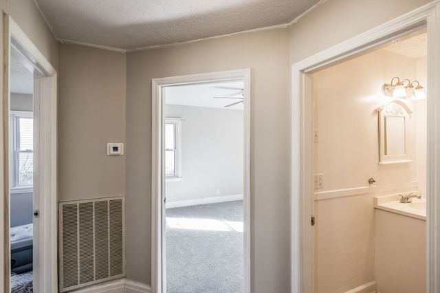 211 E Park Ave, Gallatin, TN 37066