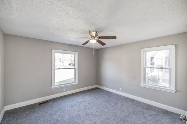 211 E Park Ave, Gallatin, TN 37066