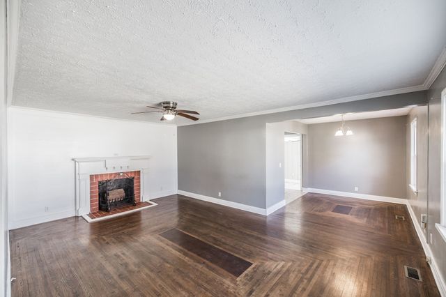 211 E Park Ave, Gallatin, TN 37066