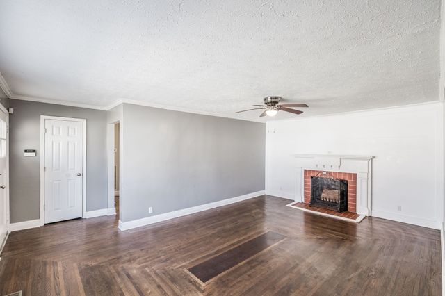 211 E Park Ave, Gallatin, TN 37066