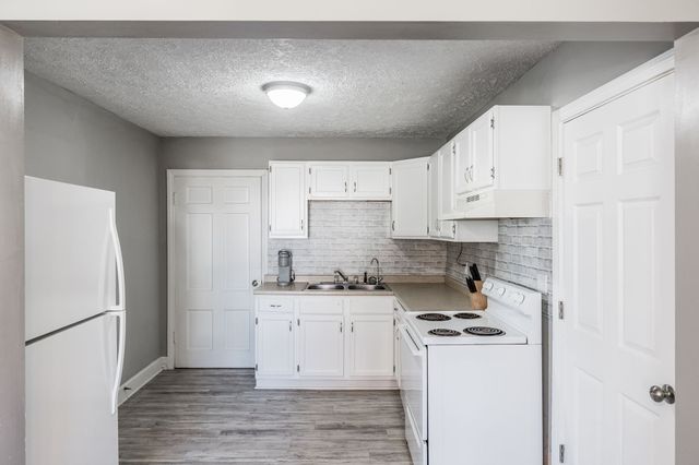 211 E Park Ave, Gallatin, TN 37066