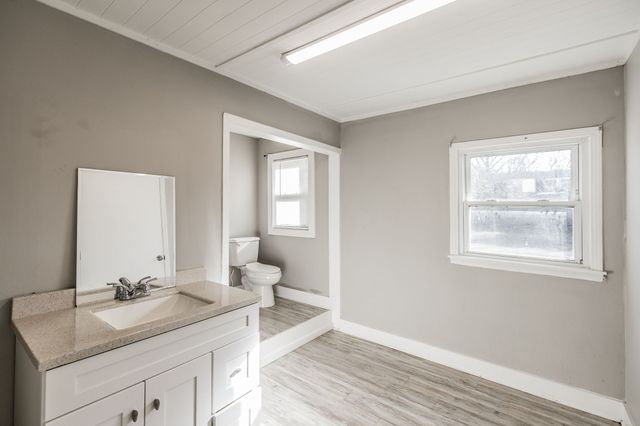 211 E Park Ave, Gallatin, TN 37066