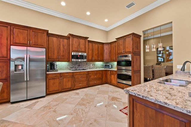10540 Whitewind Circle, Boynton Beach, FL 33473